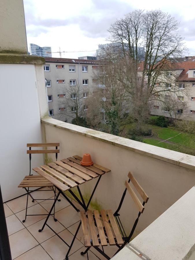Perfect Apartment To Visit The Fair Or City Düsseldorf Extérieur photo